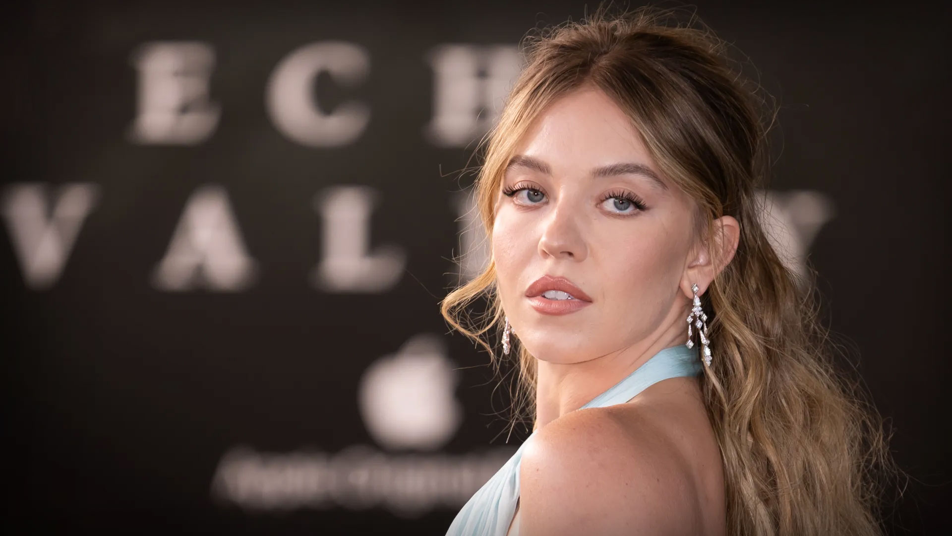Sydney Sweeney Reveals The Extreme Way She Packed On 30 Pounds For Christy