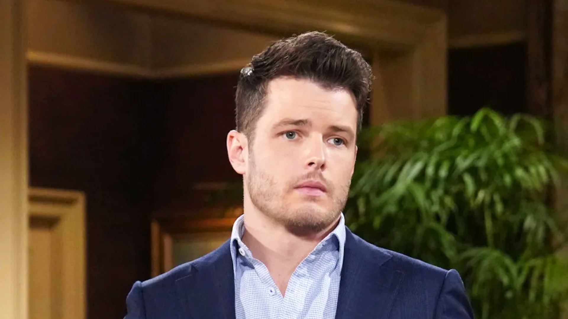 Young & Restless' Michael Mealor Drops Bombshell On Kyle's Shocking Proposal To Claire