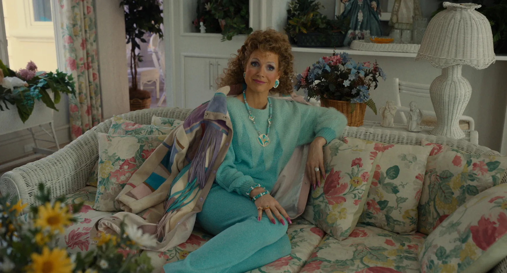 The Eyes of Tammy Faye and 3 Other Best Recent Biopics for an Educational Night