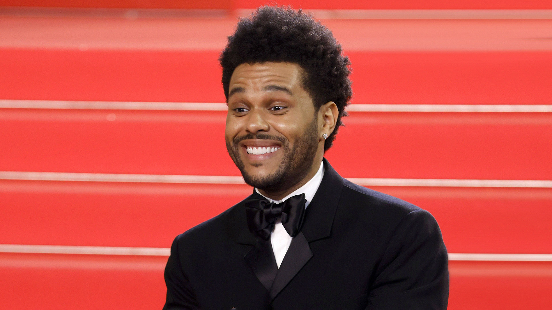 Internet Trying to Cancel The Weeknd Over a 15-Year-Old Video Is The New Kind of Pathetic
