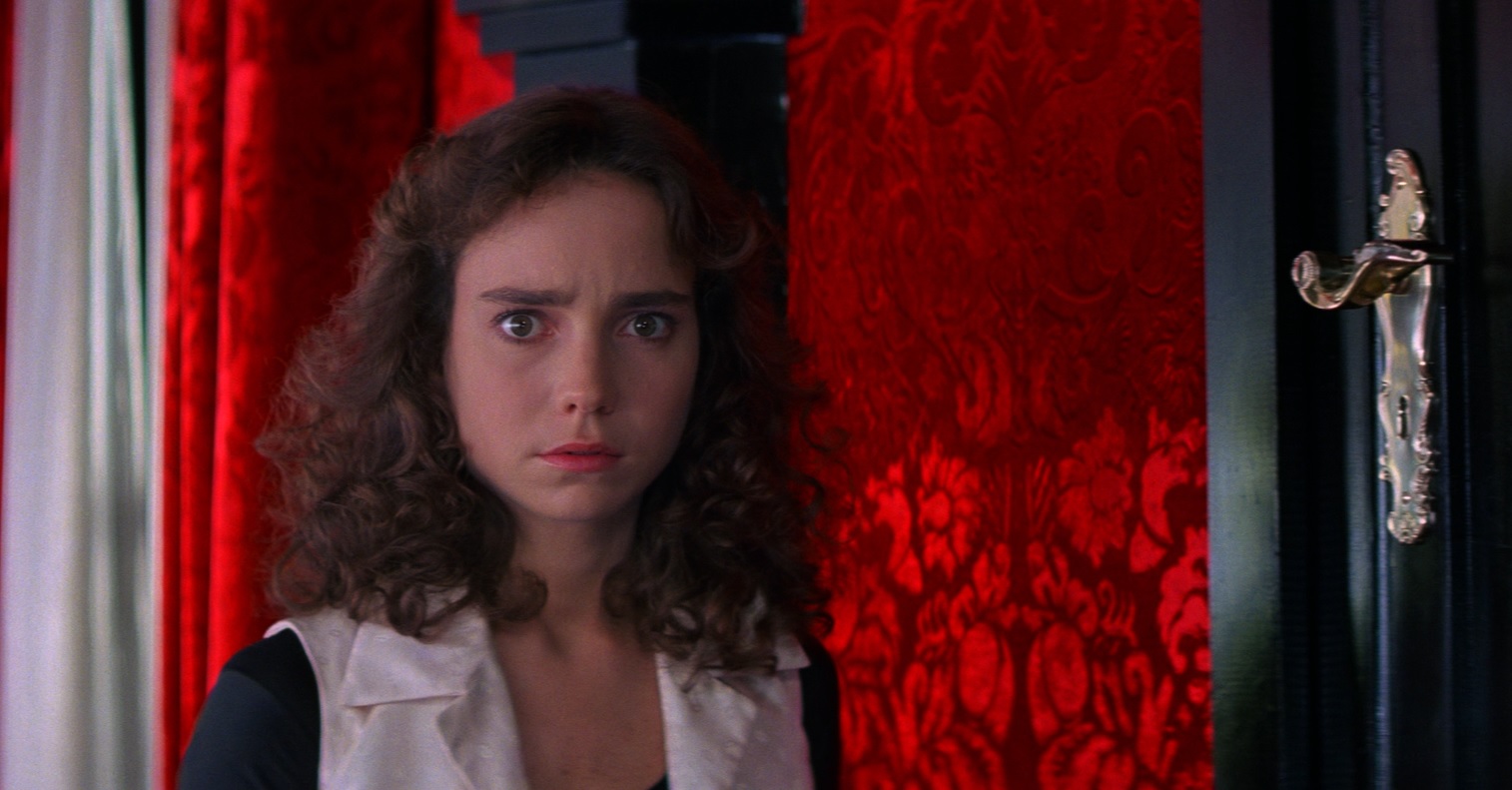 Suspiria And 4 Other Mind-Bending Horror Movies That Will Make You Question Reality