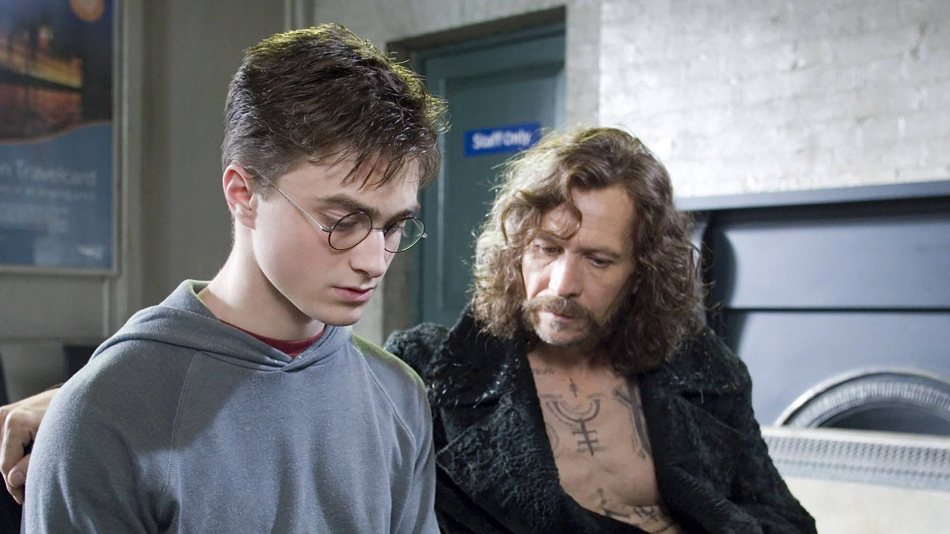 5 Harry Potter Plot Holes and Our (Half-Baked) Attempts to Explain Them