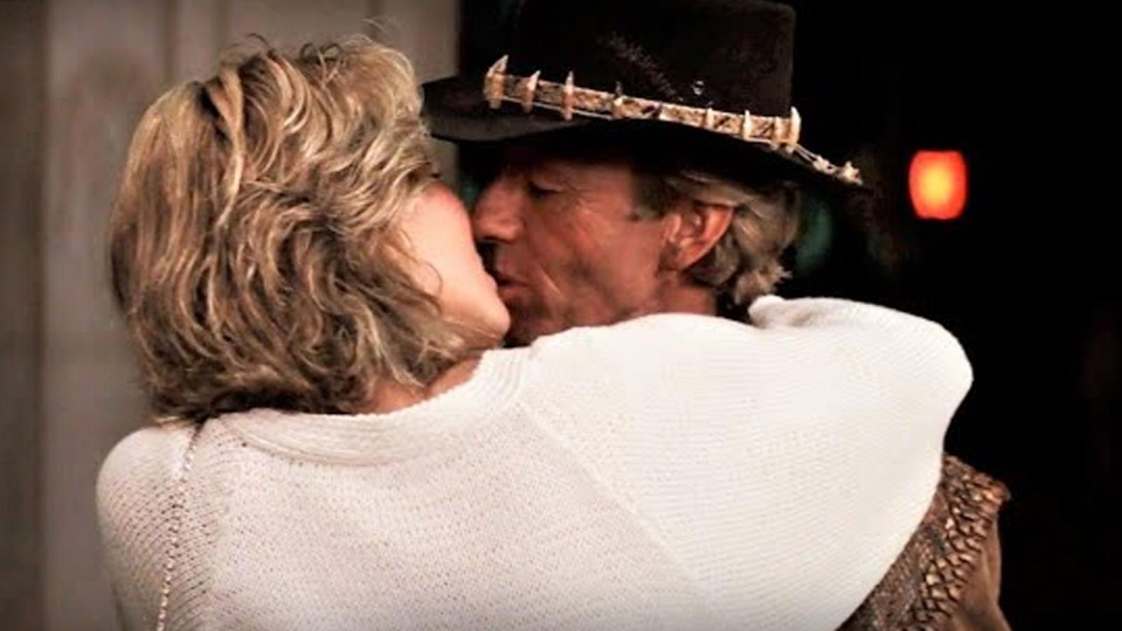 Crocodile Dundee (1986): 20 Weird Facts You Didn't Know! - image 4