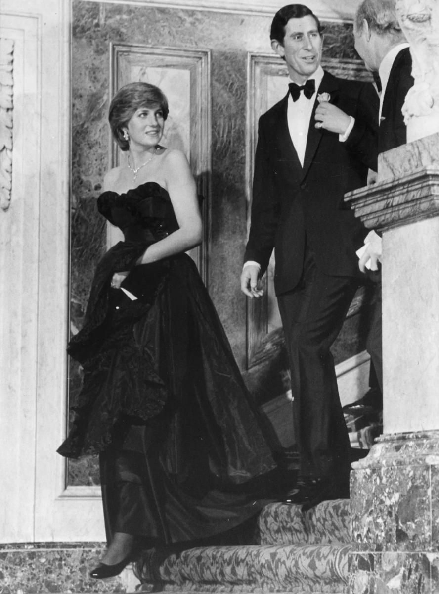 6 Iconic Princess Diana Looks, Including the "Revenge Dress" - image 1