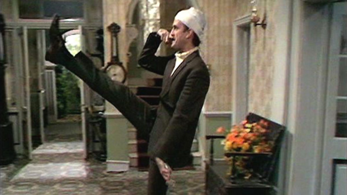 John Cleese Hates Watching This One Fawlty Towers Episode — Here's Why - image 1