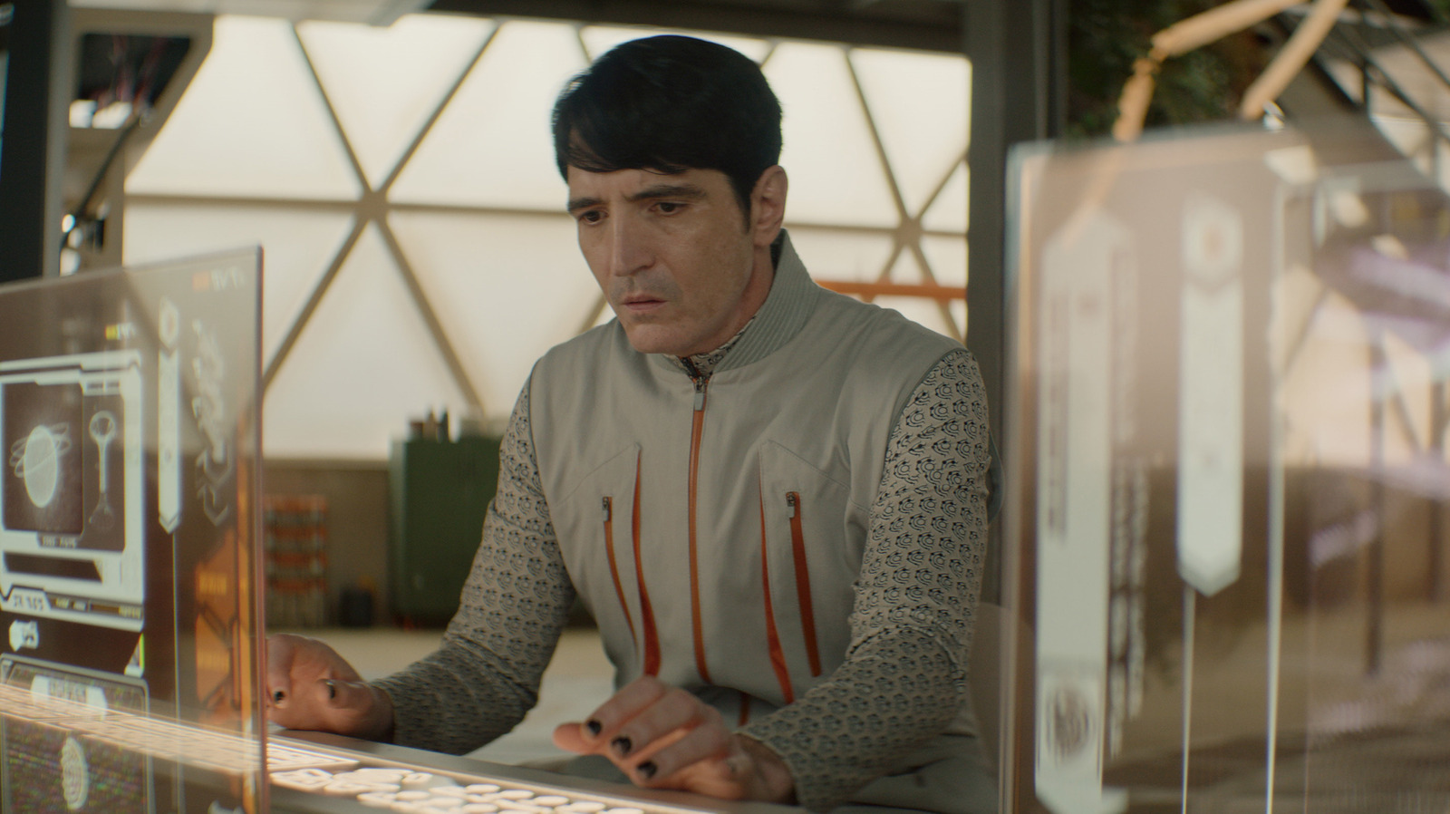 Murderbot Star Breaks Silence on That Brutal Season 1 Twist - image 1