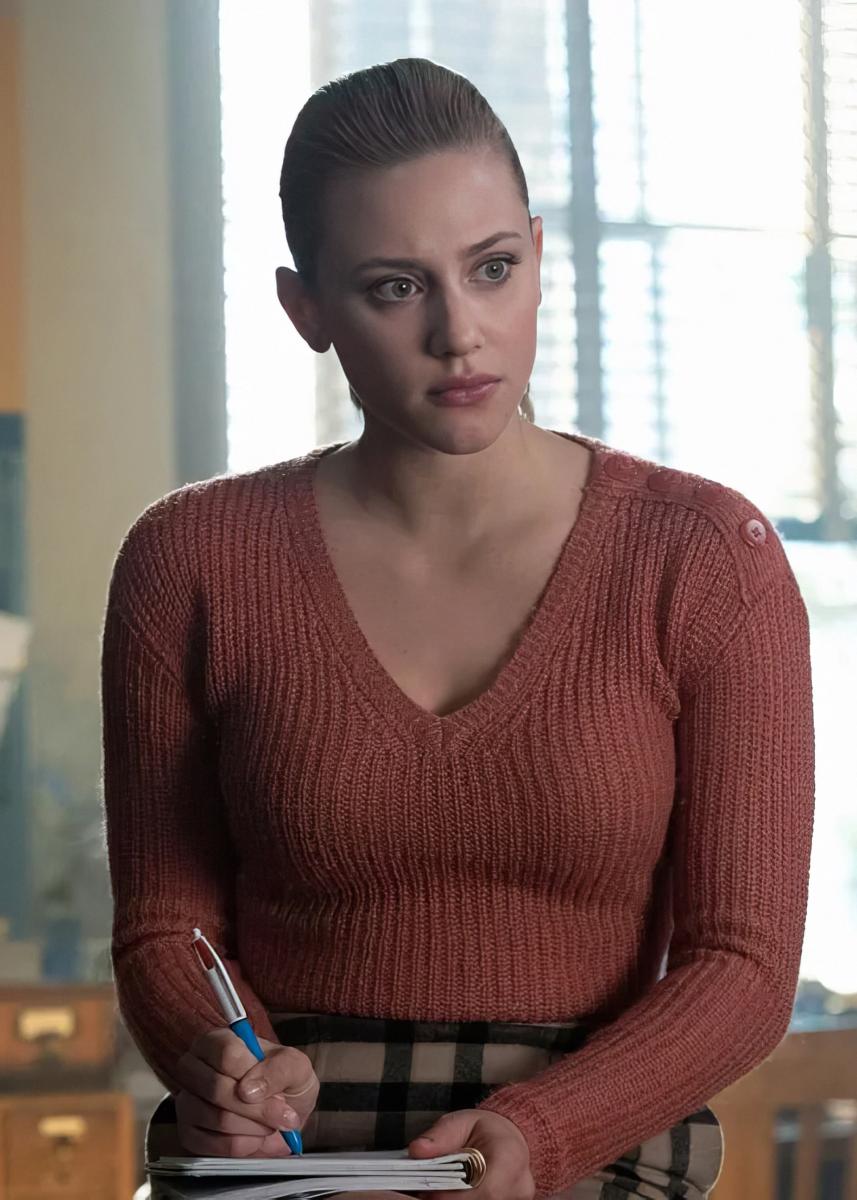 Riverdale's Betty was the Queen of Sweater: Here Are Her Top 10 Looks - image 1