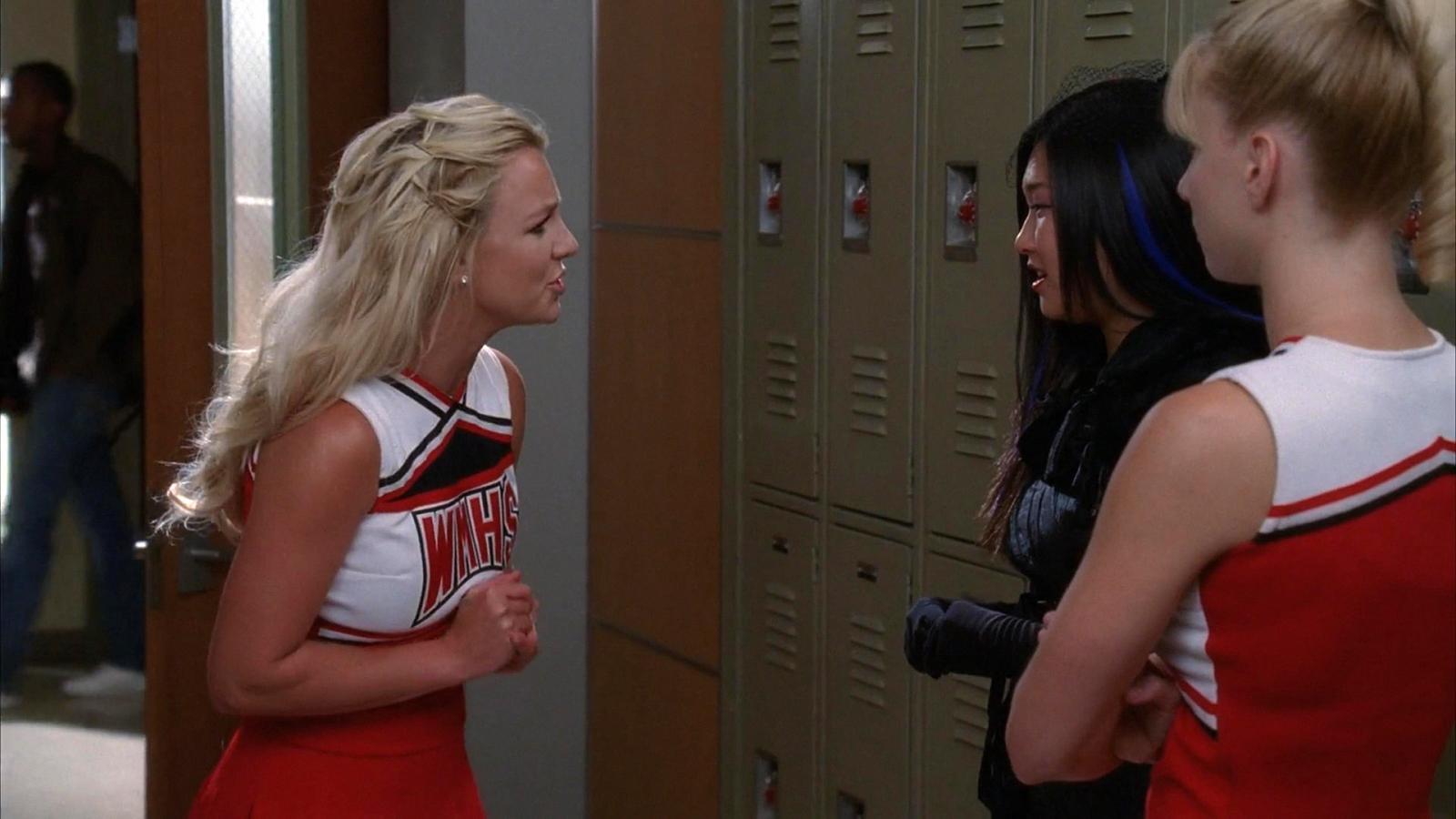 Glee Stars Share Disturbing Details About Britney Spears' On-Set Behavior - image 1