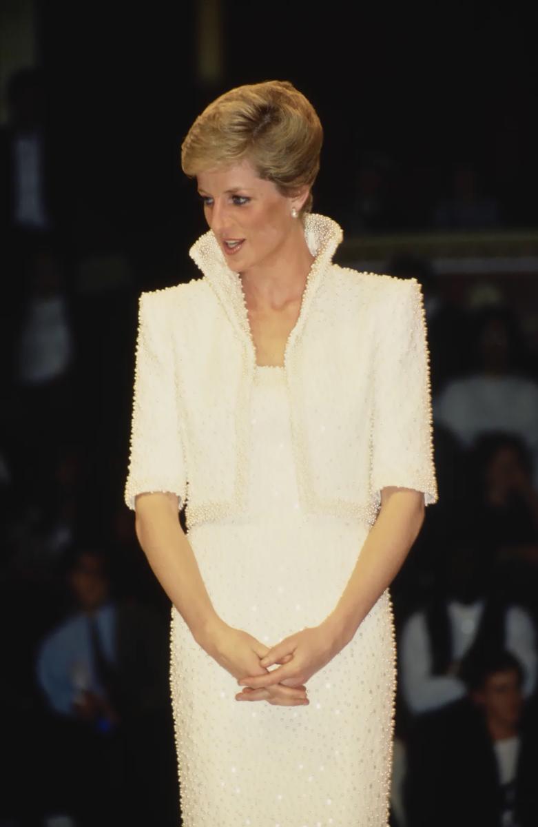"Elvis Dress": The One and Only Fashion Fail Princess Diana Ever Suffered - image 3