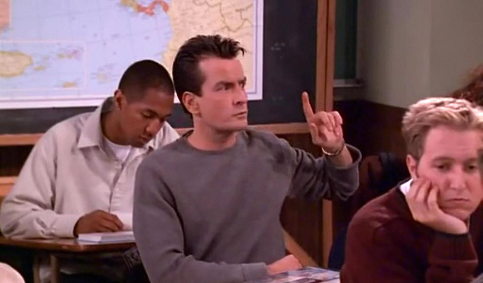 10 Lesser-known Sitcoms of the 90s You Should Watch ASAP, Per Reddit - image 6