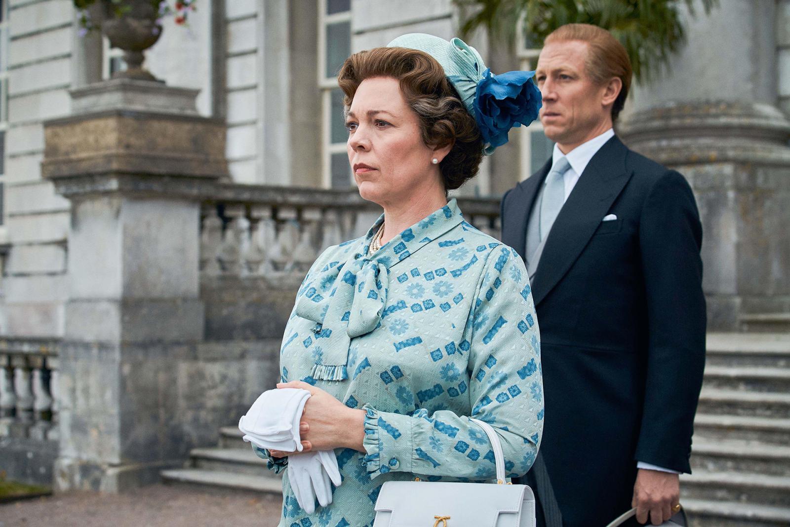 7 Actresses Who Portrayed Elizabeth II In Movies and TV Shows - image 2