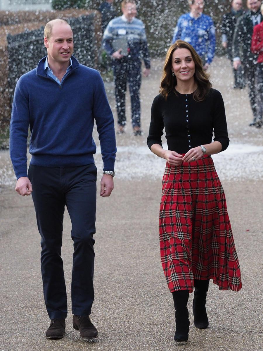 The Duchess' Fashion Must-Haves: 5 Items Kate Middleton Can't Live Without - image 1