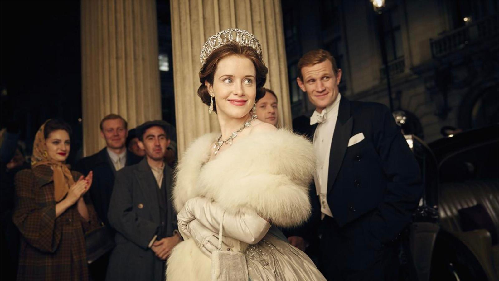 7 Actresses Who Portrayed Elizabeth II In Movies and TV Shows - image 1