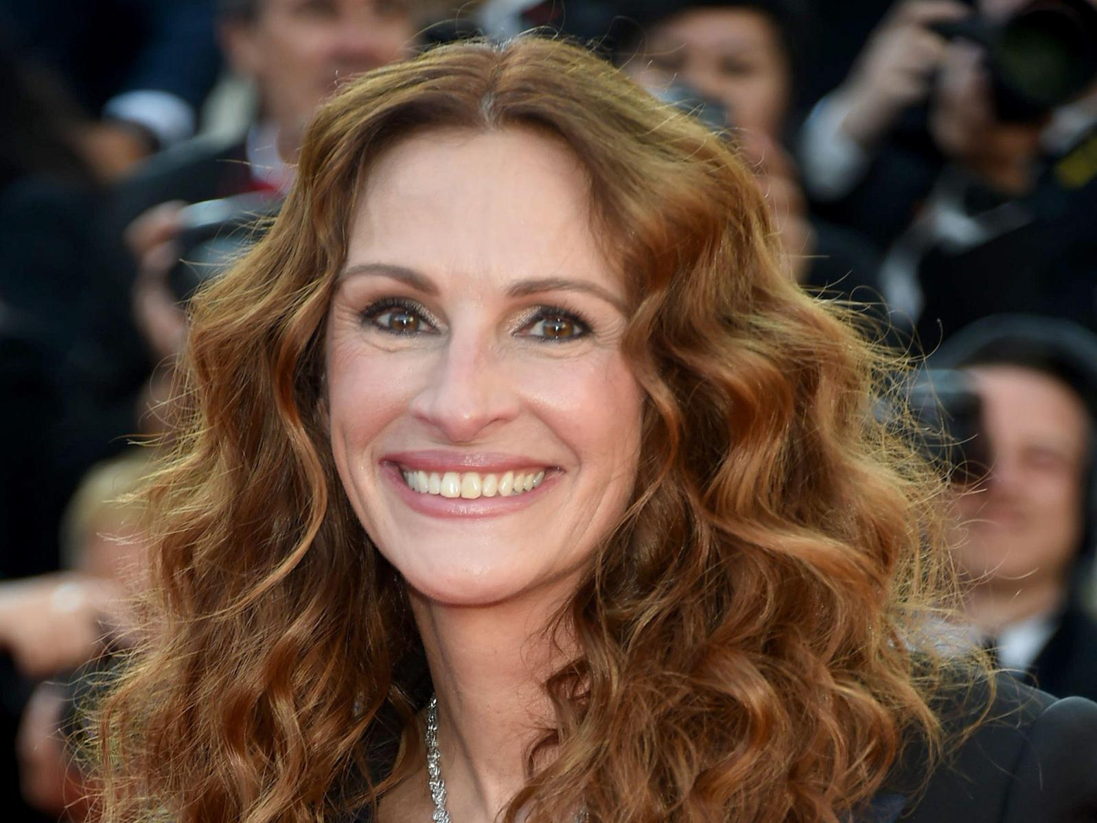 Breaking the Mold: Julia Roberts, Tilda Swinton, and Other Actresses Who Proved That Looks Aren't Everything in Hollywood - image 1