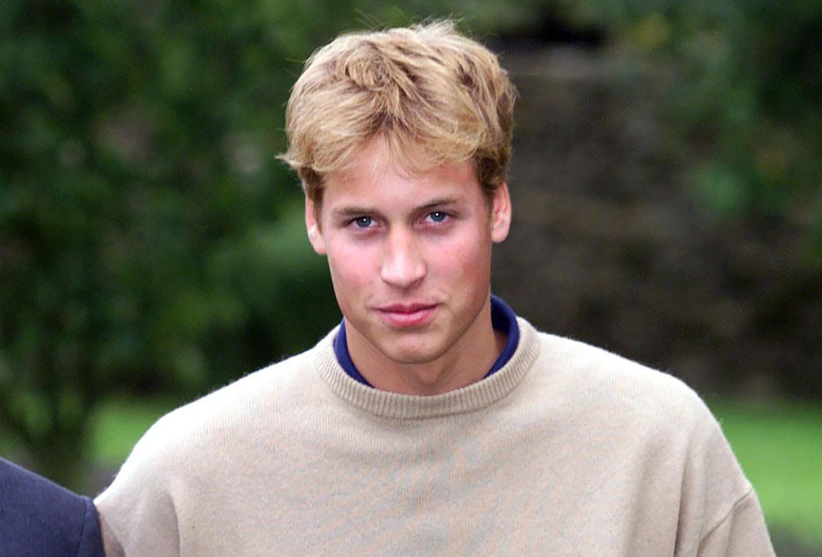 Who Did Prince William Date Before Marrying Kate Middleton? - image 5