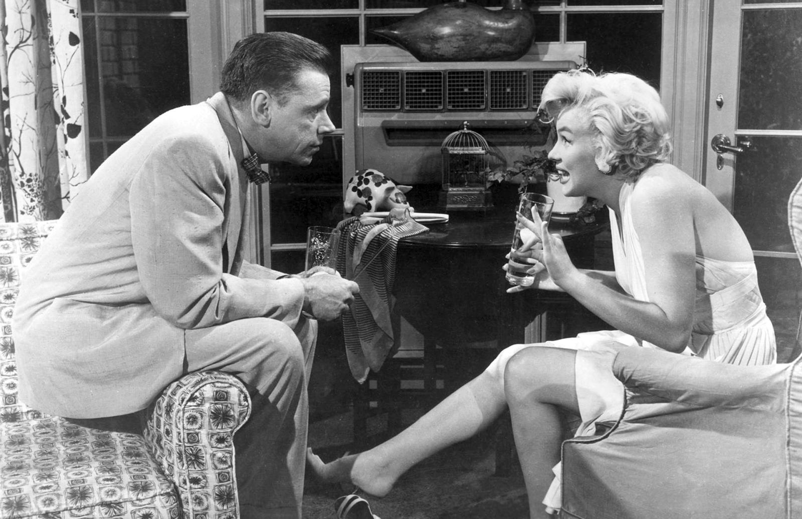 Marilyn Monroe's The Seven Year Itch Look: the Dress That Started It All - image 3