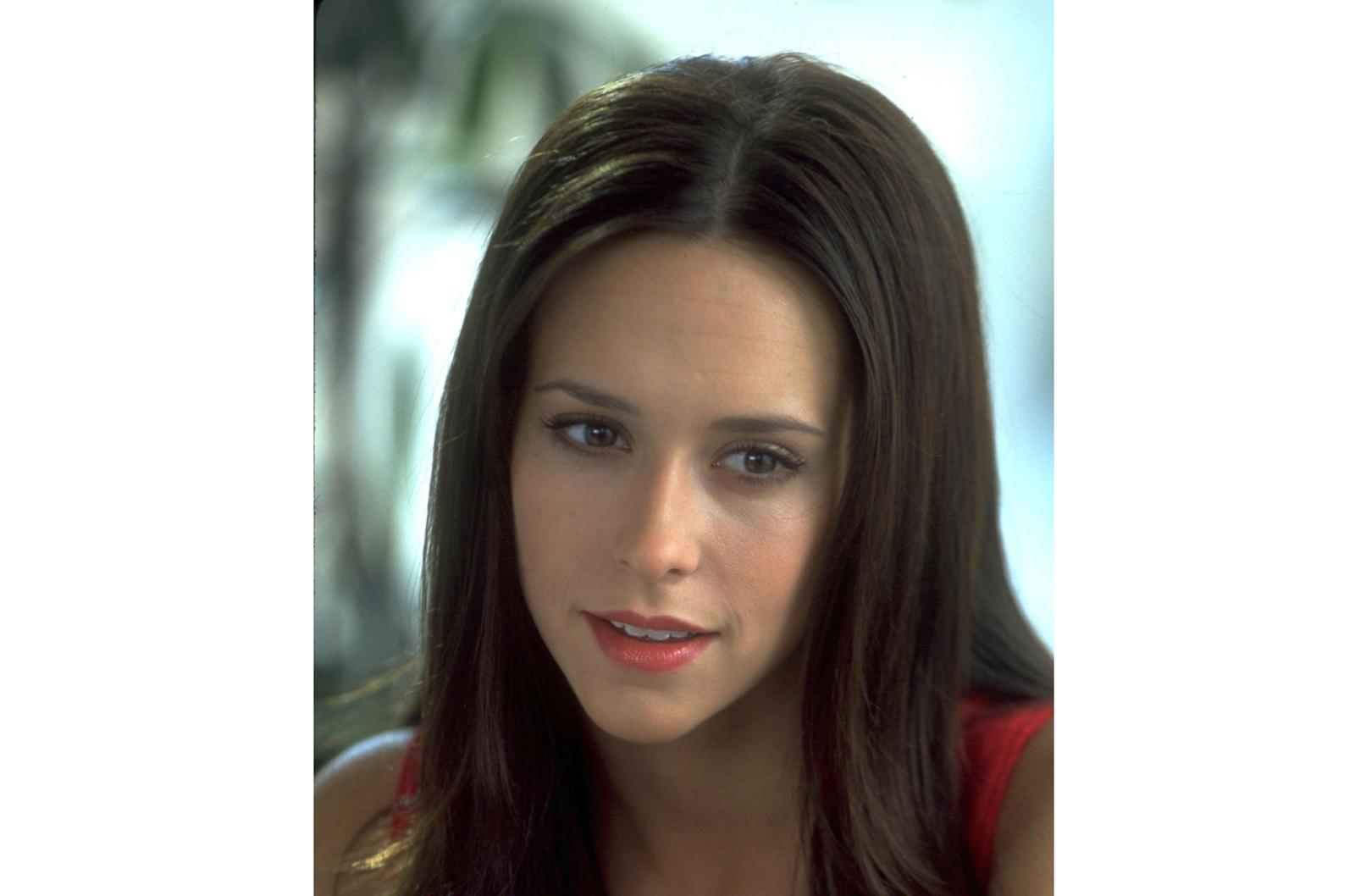 Feeling Nostalgic? Here's What Your Favourite 1990s Hollywood Stars Look Like Now - image 7