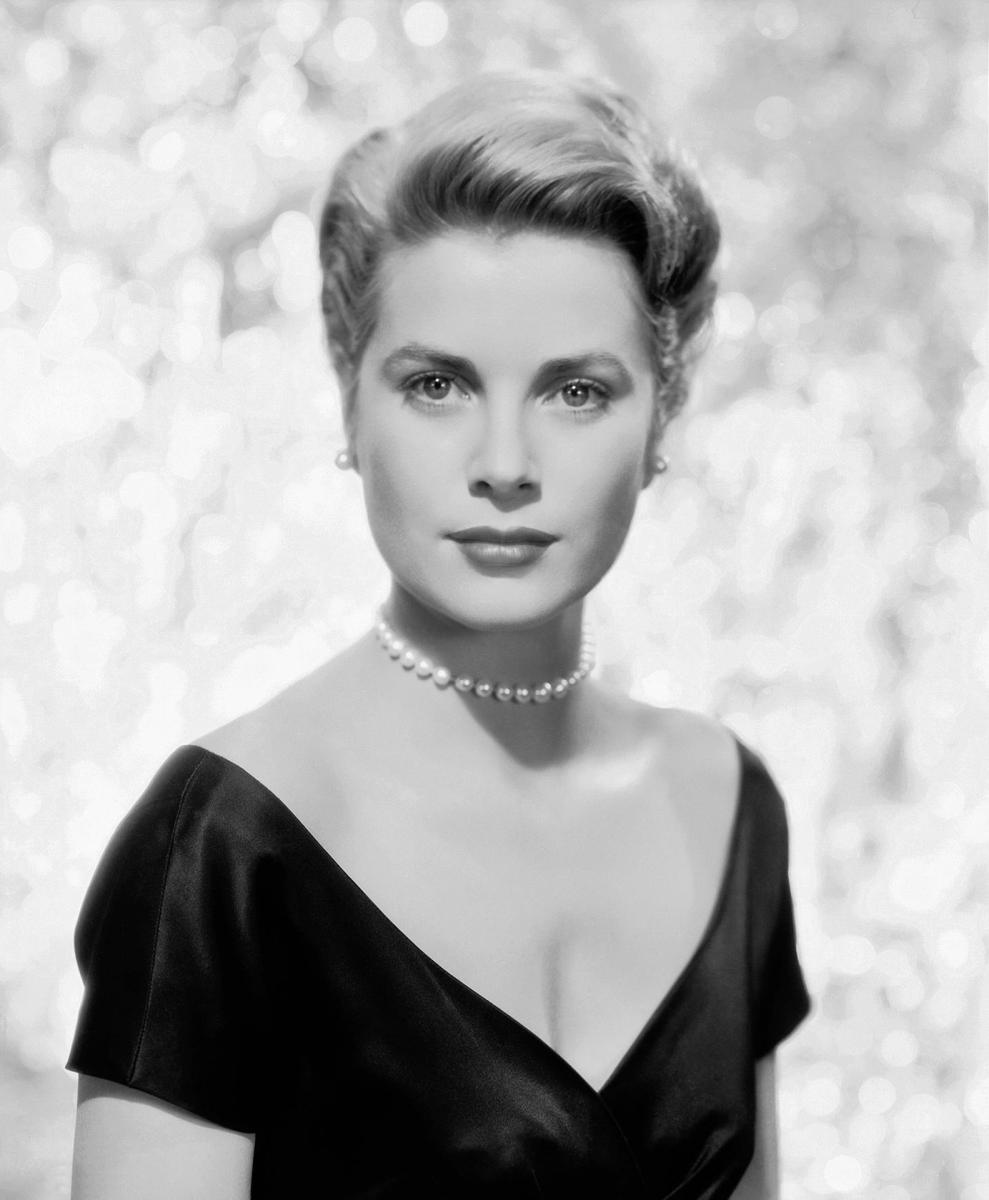 Channel Your Inner Grace Kelly With These 7 Timeless Style Tips - image 4