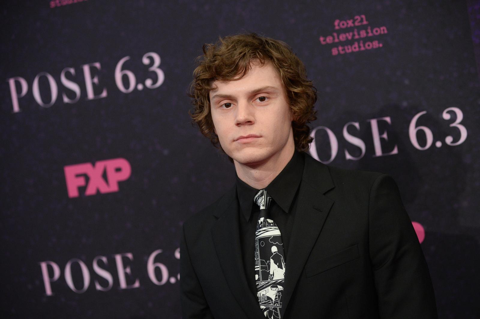 Evan Peters: a Look at His Personal Life (or Lack Thereof) - image 1