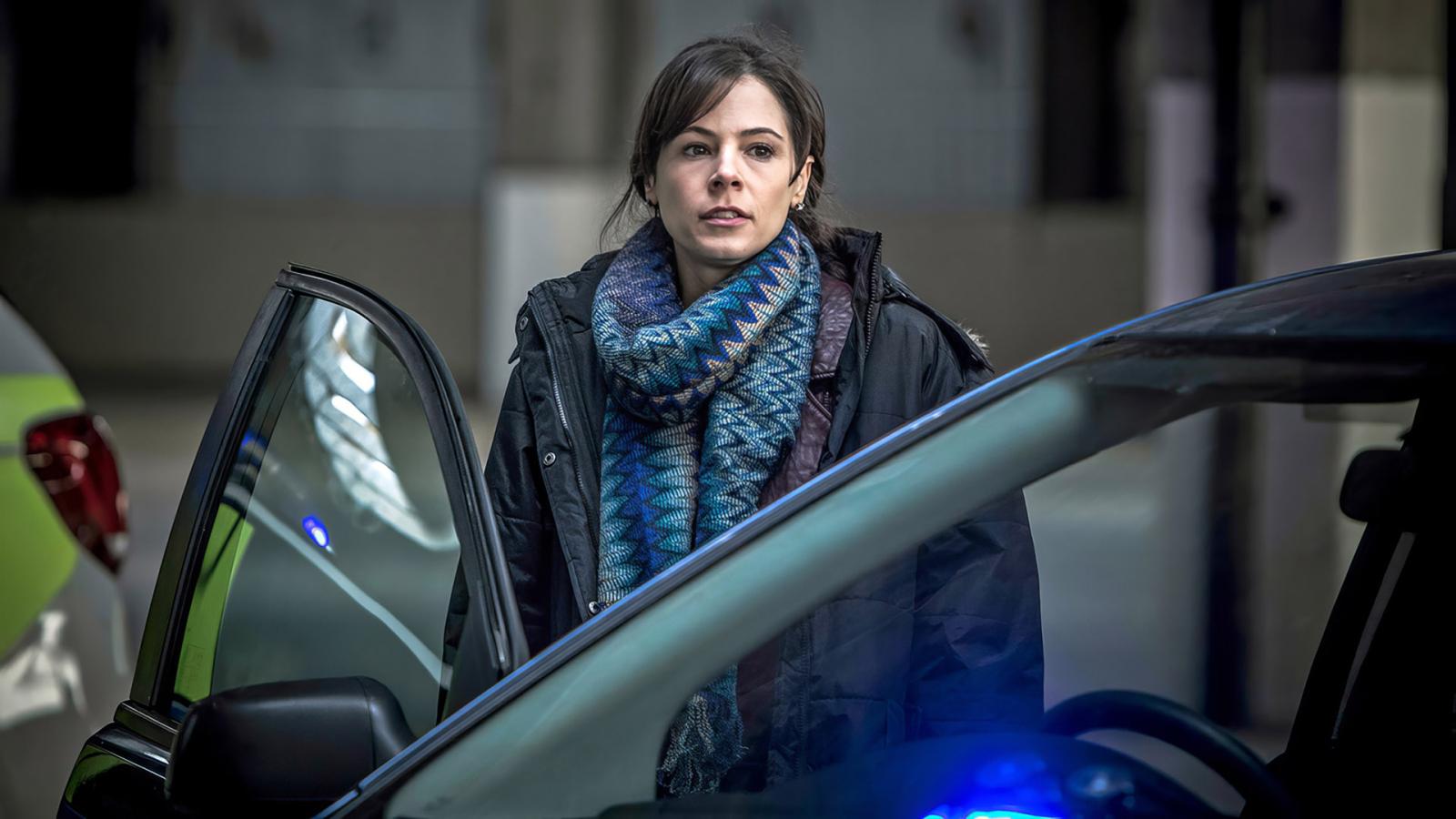 10 Crime Dramas So Gripping, You Won't Be Able To Look Away - image 7