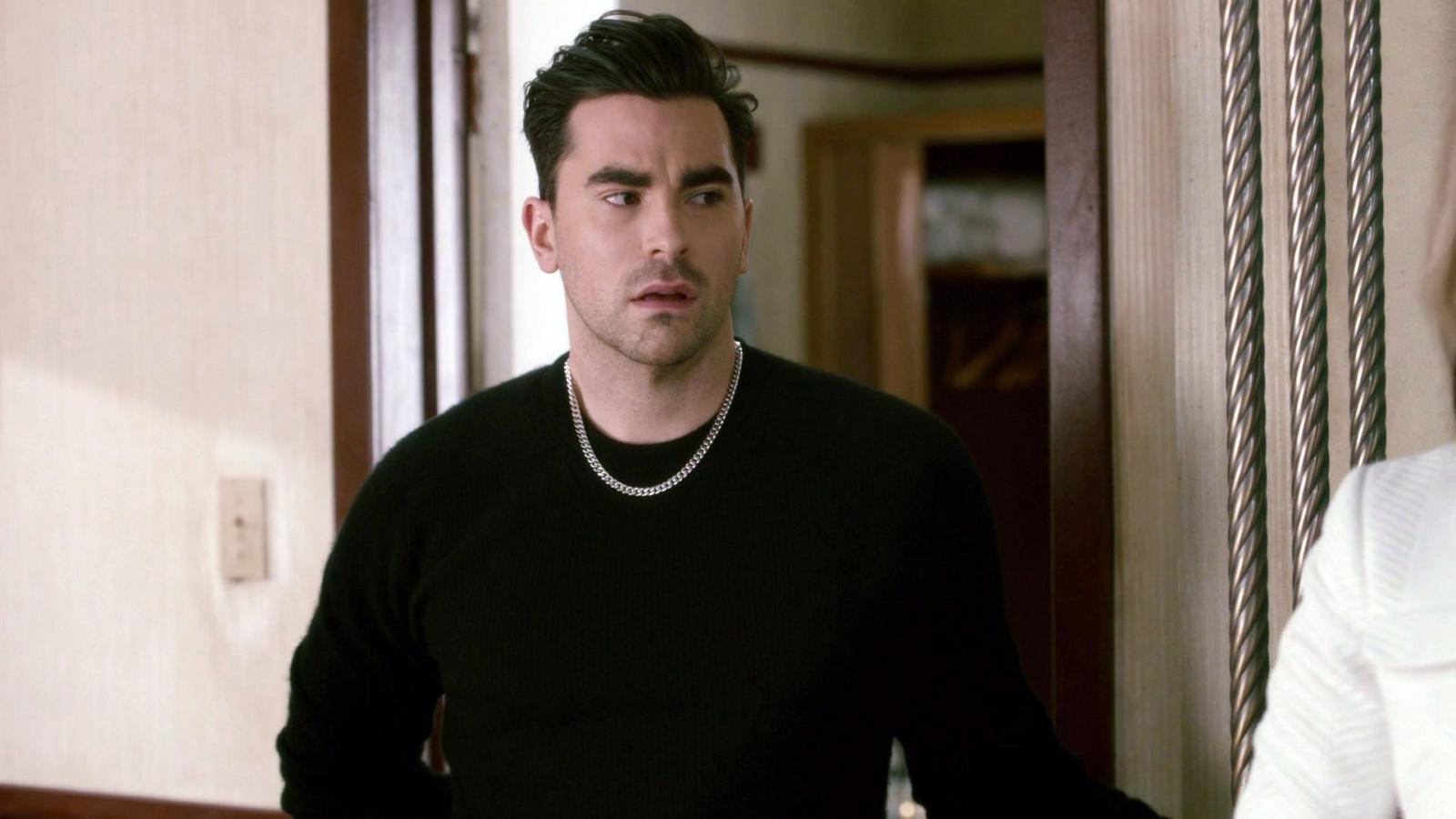 Zodiac Signs as Schitt's Creek Residents: Who Are You in the Town? - image 8