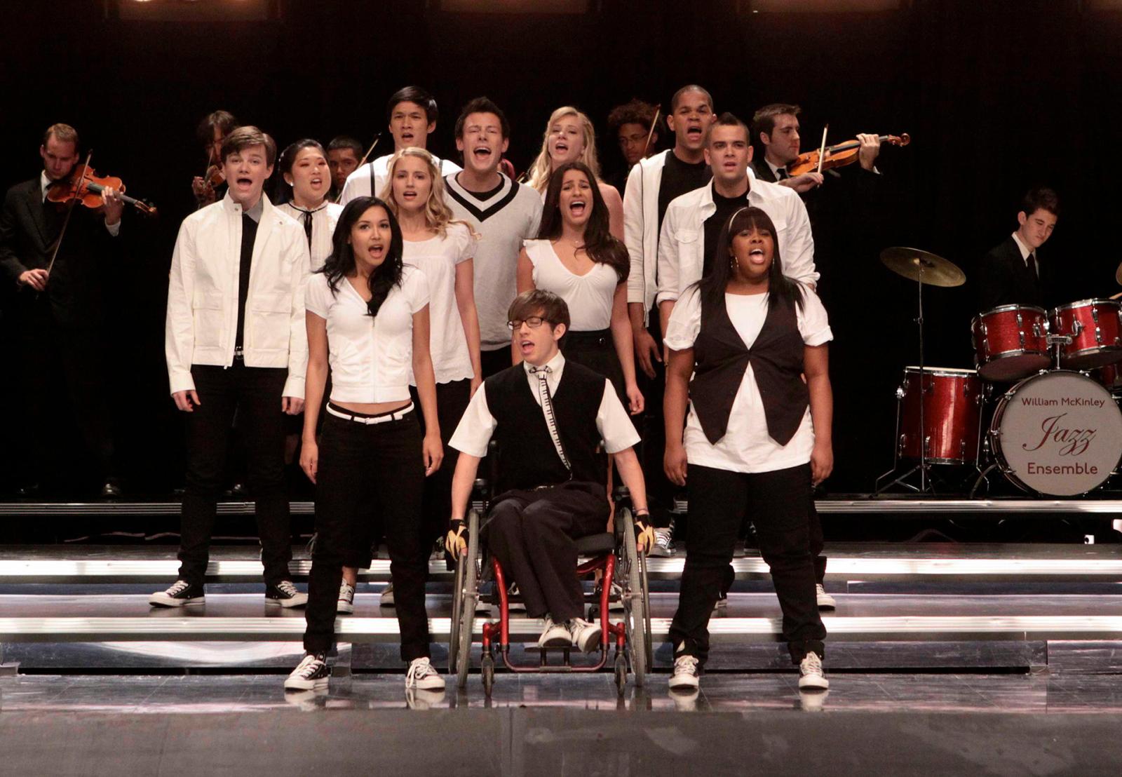 Glee and a Half: Ranking the 6 Best Music-Themed Series - image 1
