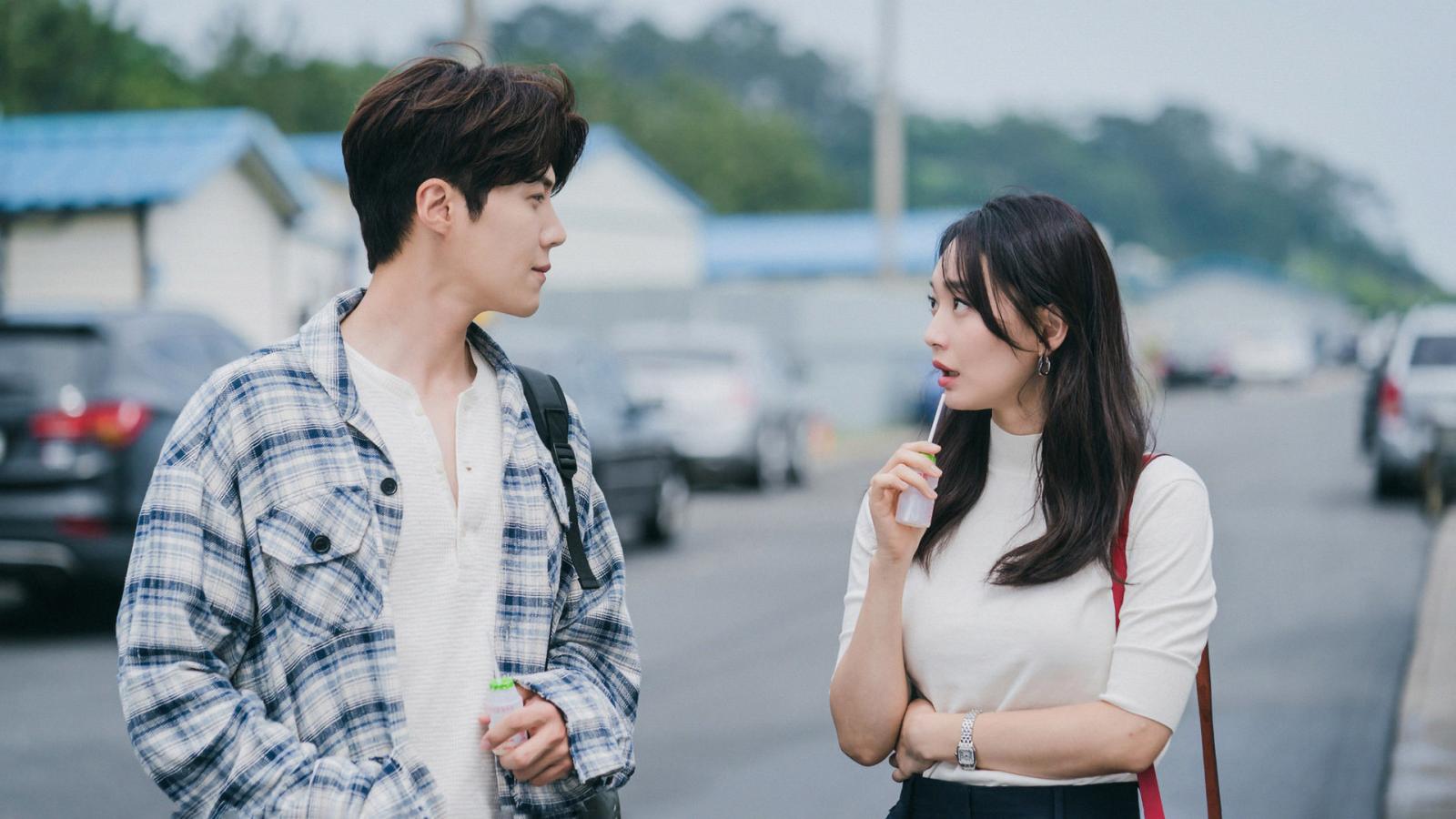 6 Feel-Good K-Dramas to Cure Your Existential Crisis This Week - image 2