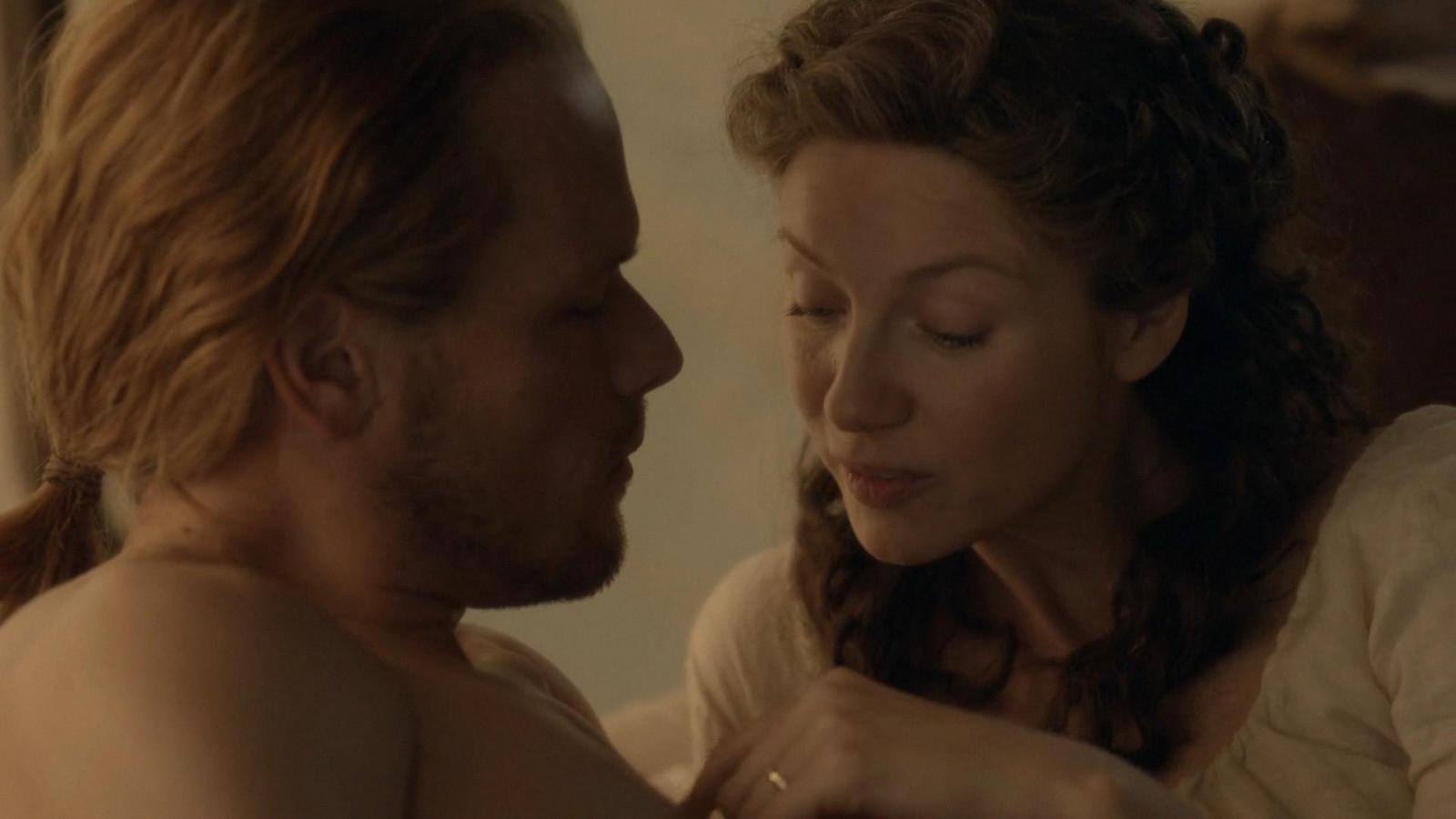 5 Outlander Scenes Where Nudity, Let's Be Honest, Wasn't Needed At All - image 4