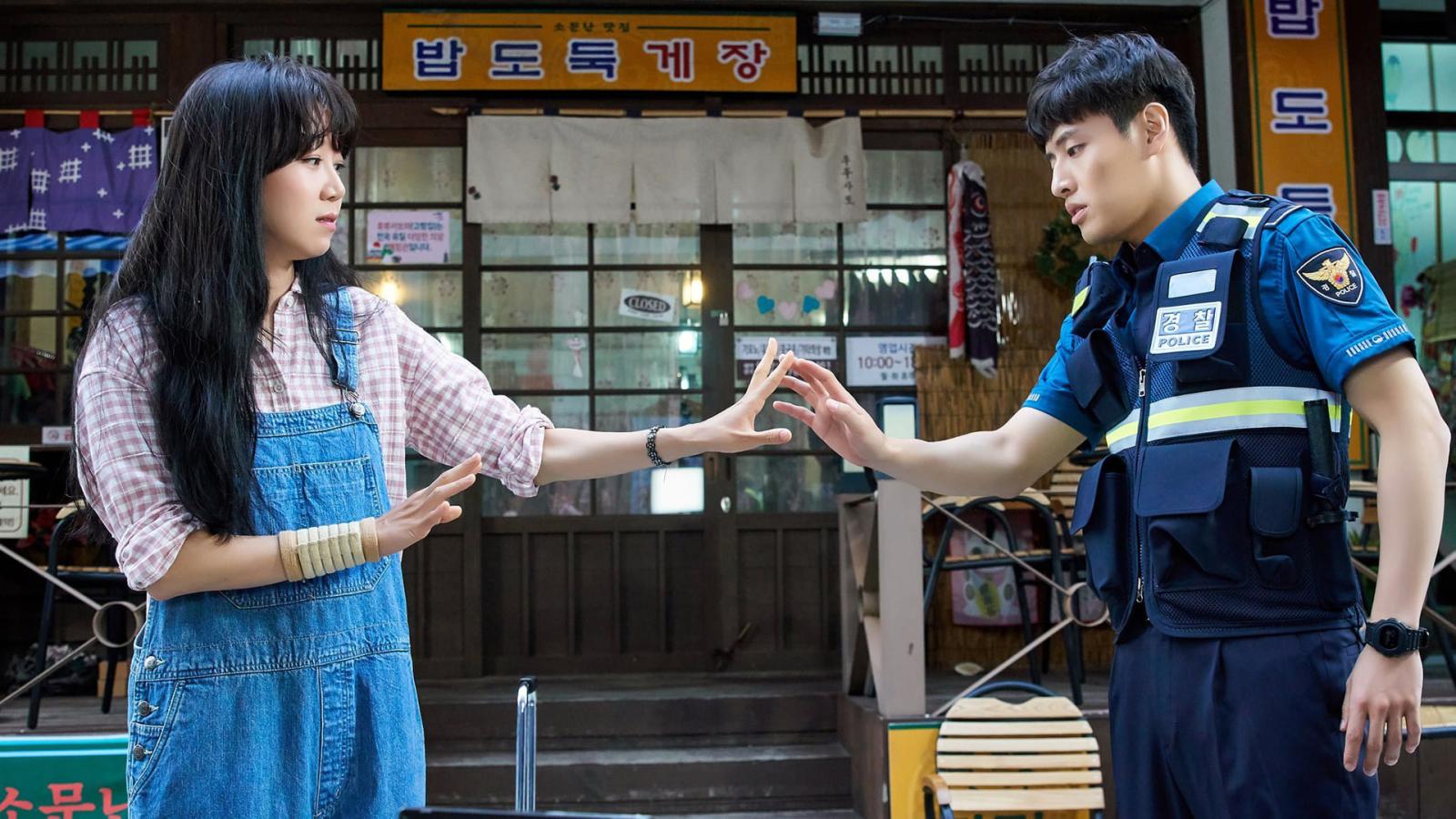 10 Wholesome K-Dramas That Will Give You All the Feels - image 2