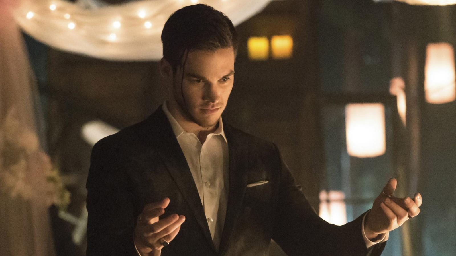 10 Hottest The Vampire Diaries Characters, Ranked by Reddit - image 3