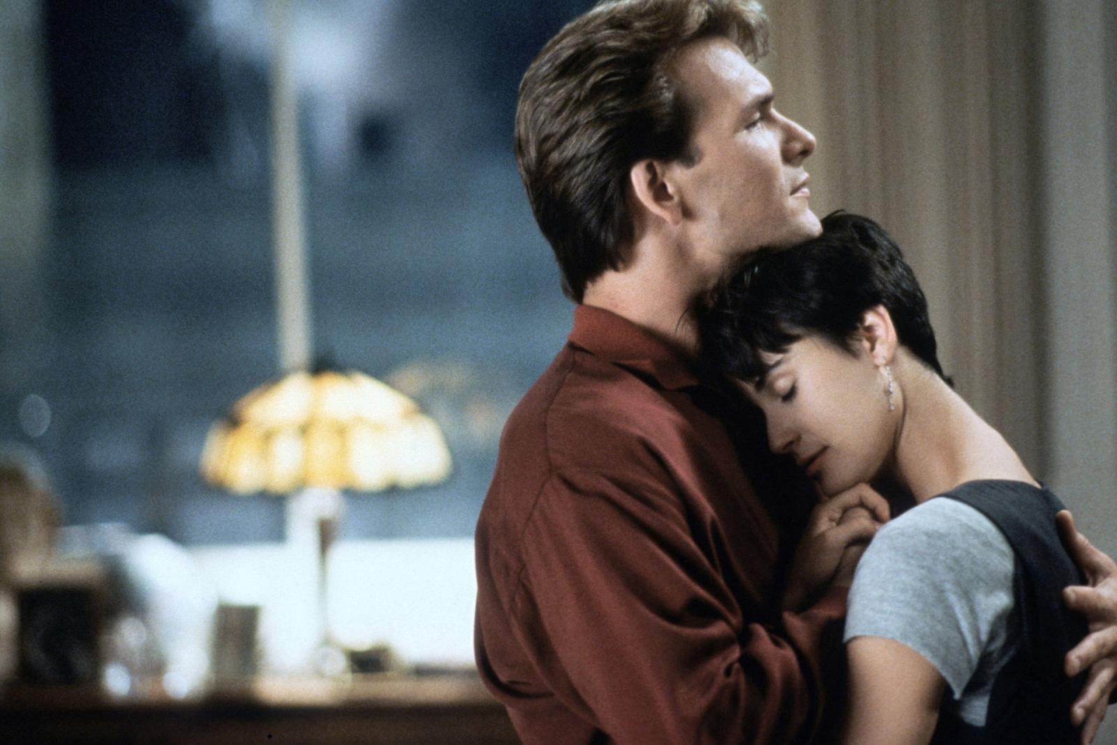 Iconic Romance: The 7 Most Beautiful Movie Couples of All Time - image 3