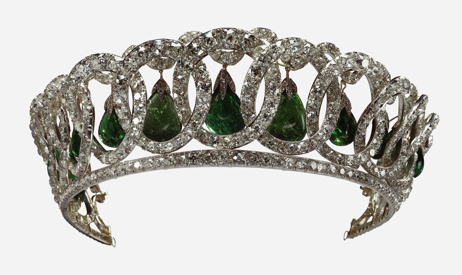 Fit for a Queen (Literally): A Look at the Most Expensive Jewelry Pieces in History - image 3