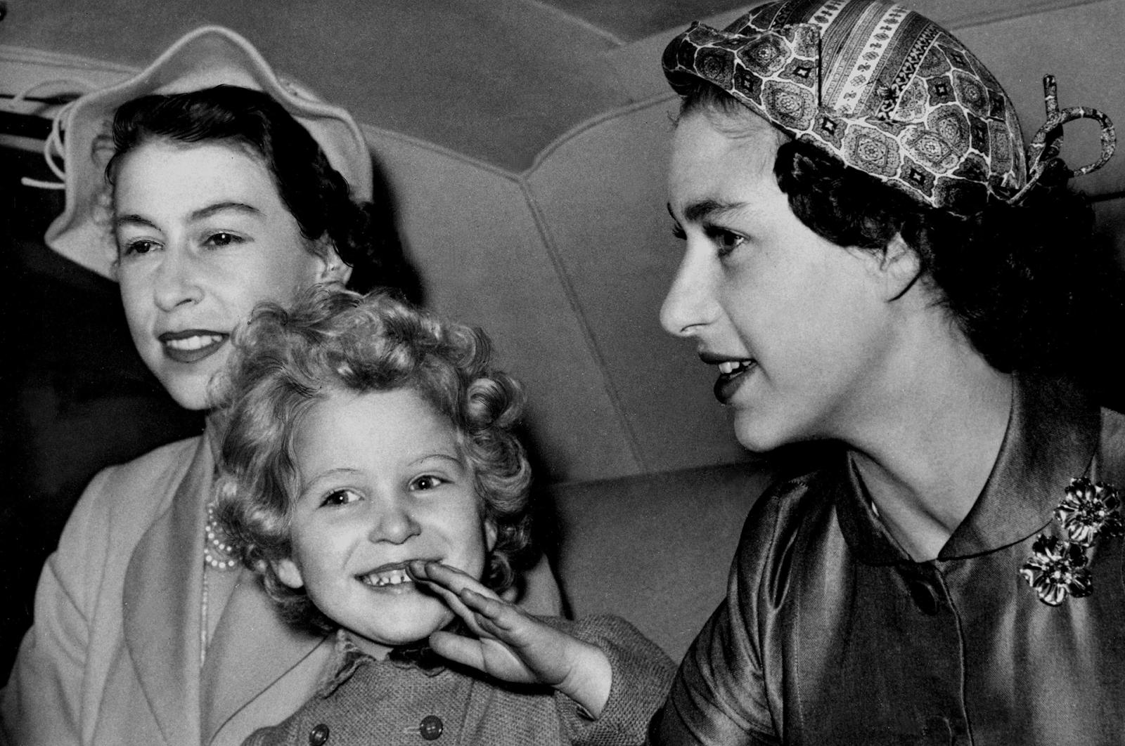 Princess Margaret's Divorce: the Fatal Flaw in the Royal Family's History - image 2