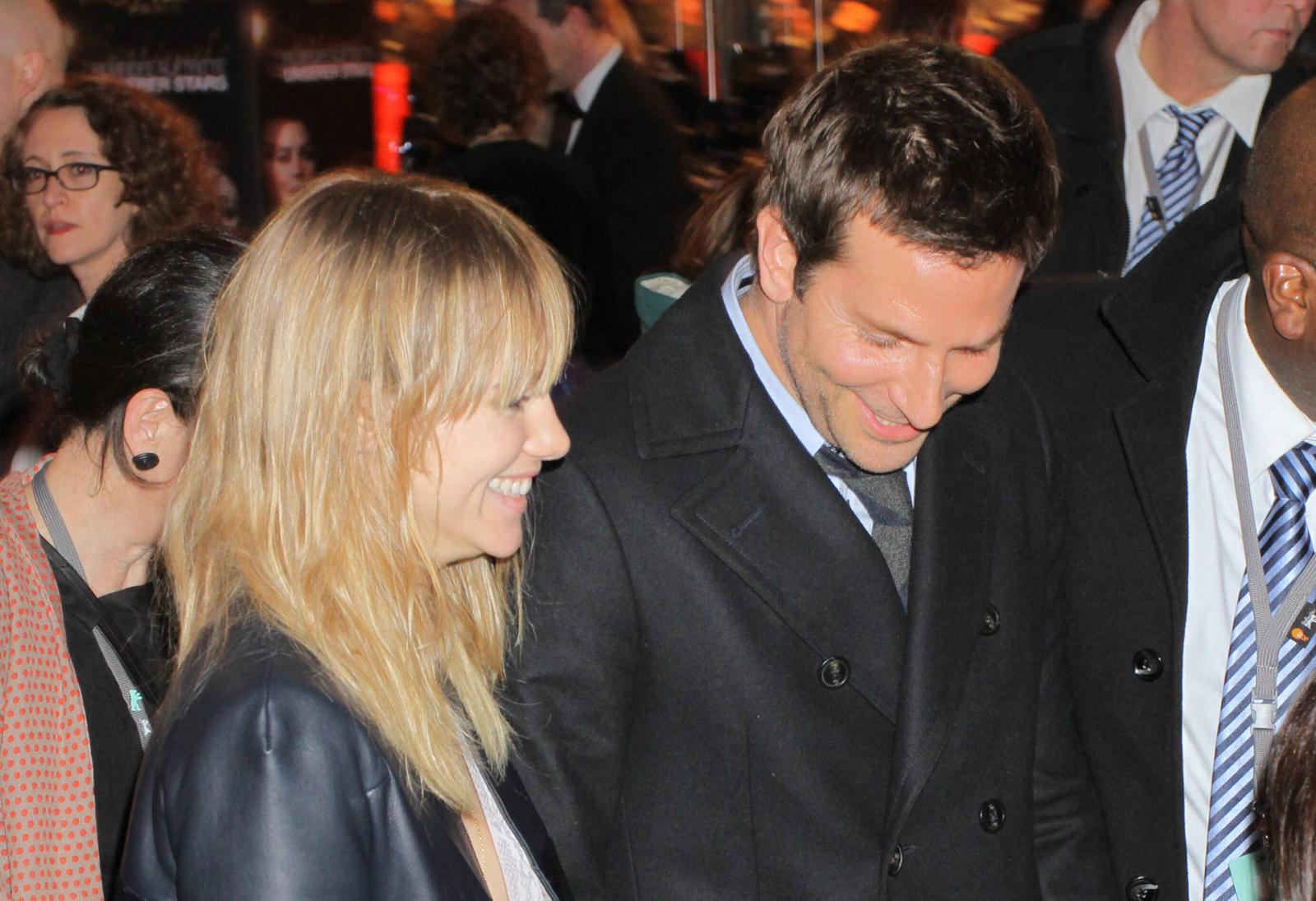 From Bradley Cooper to Robert Pattinson: Suki Waterhouse's Most Famous Relationships - image 1