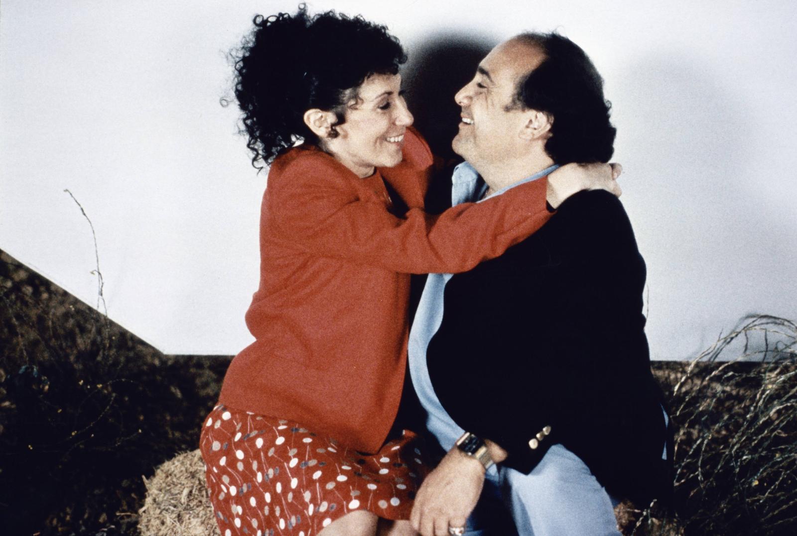 Danny DeVito and Rhea Perlman's Love Story: A Rare Hollywood Fairy Tale - image 3
