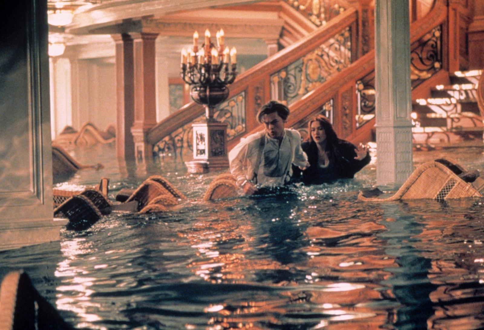 5 Reasons Fans Don't Like Cameron's Titanic All That Much - image 3