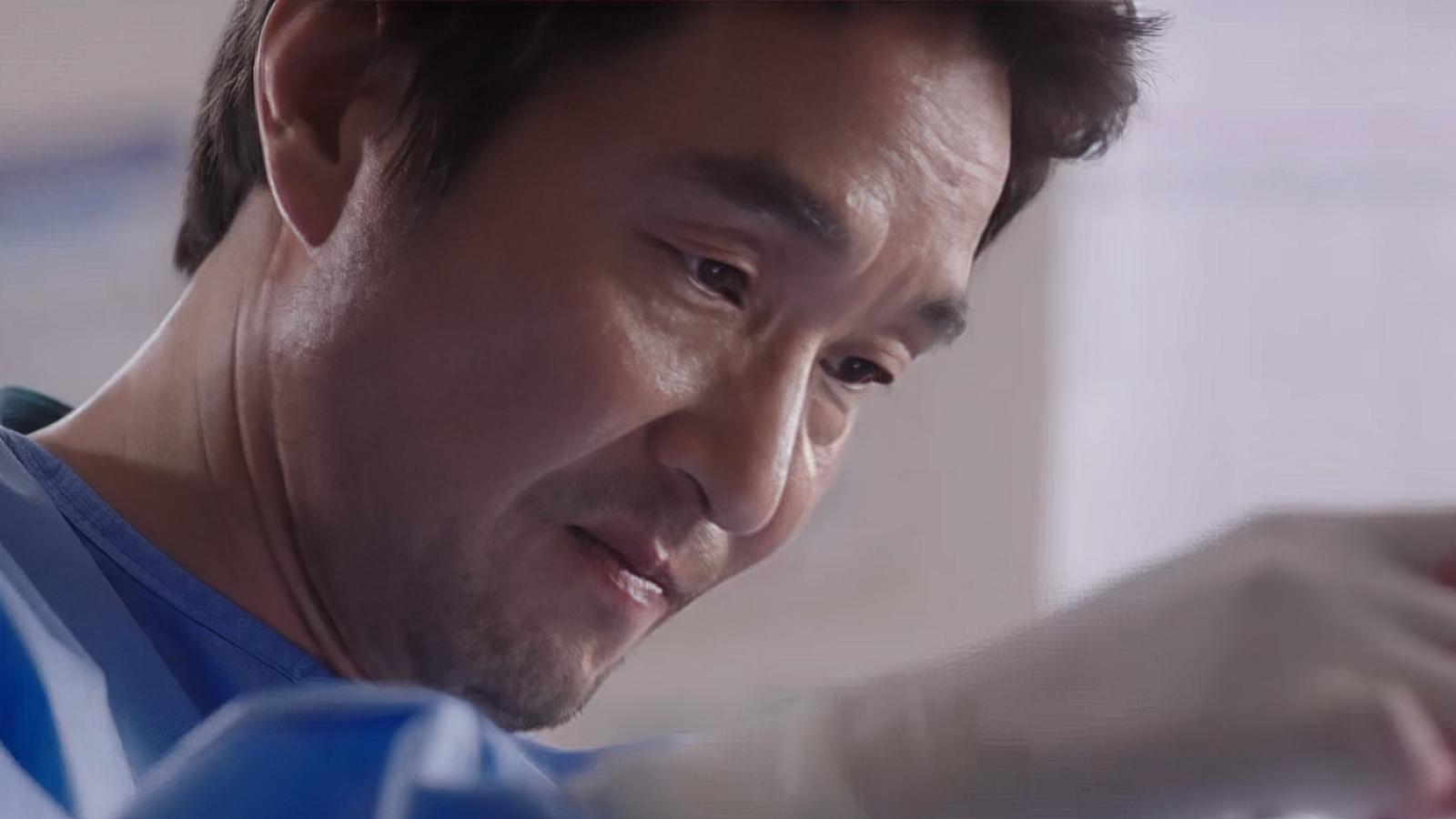 10 Must-See Medical K-Dramas That Aren't Just About Romance - image 7