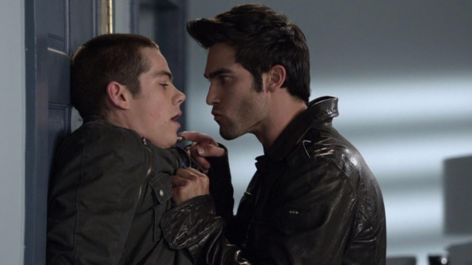 Took the Bait! 5 TV Shows That Lured Viewers with Homoerotic Tropes - image 2