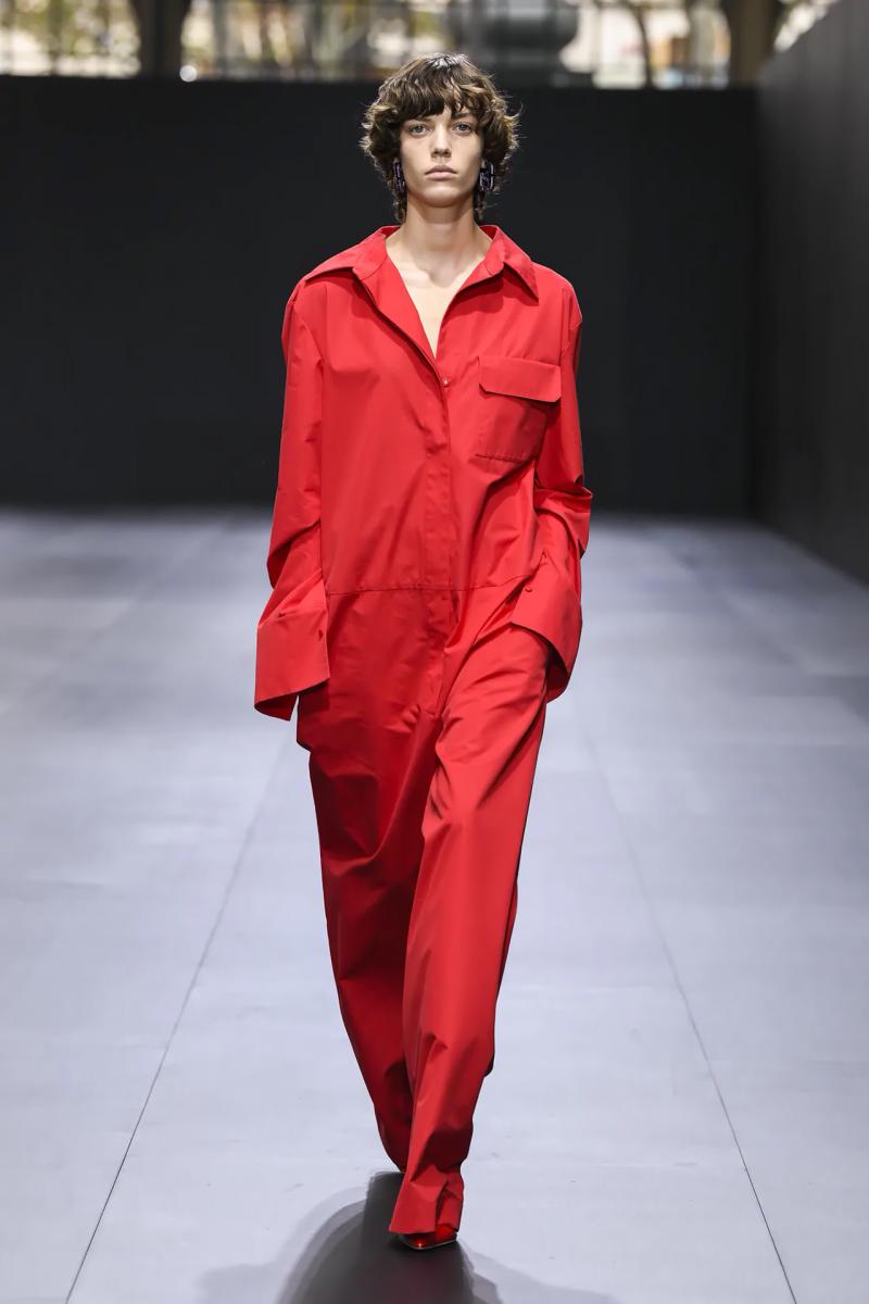 Say Goodbye to Dull Colours! Here Are the 8 Most Fashionable Shades for 2023 - image 7