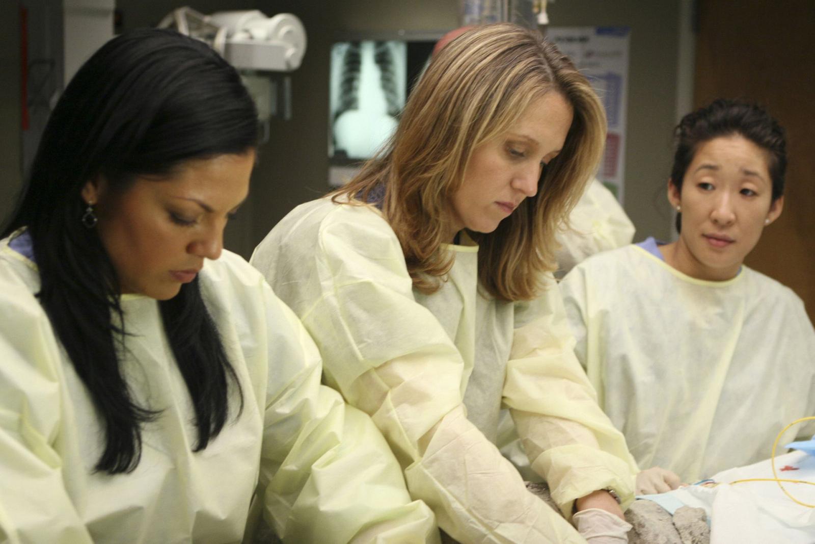 Grey's Anatomy Fans Refuse to Forgive Erica Hahn for Past Mistakes - image 1