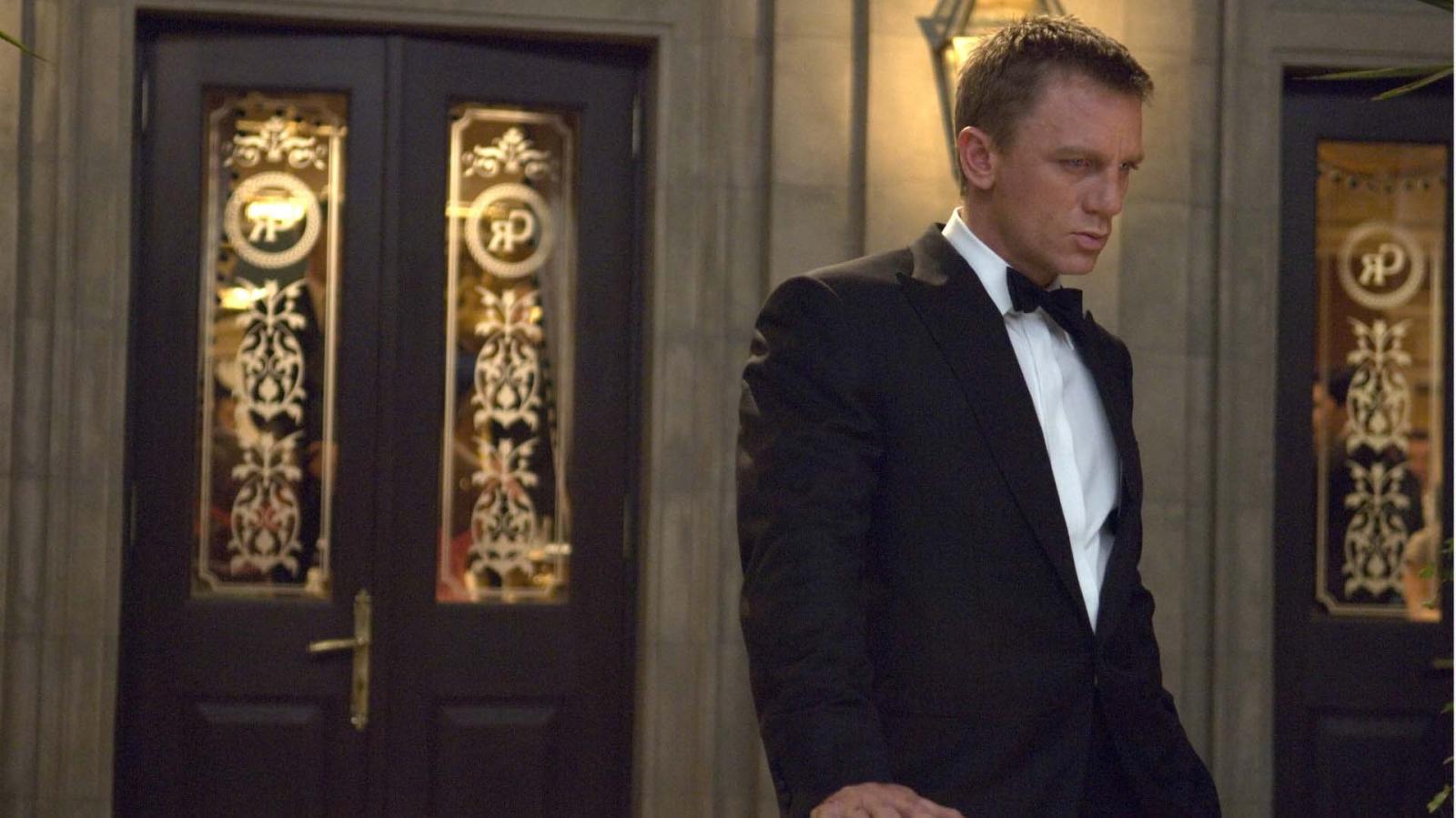 Top 5 James Bond Movies with the Most Epic Fights, Ranked - image 4