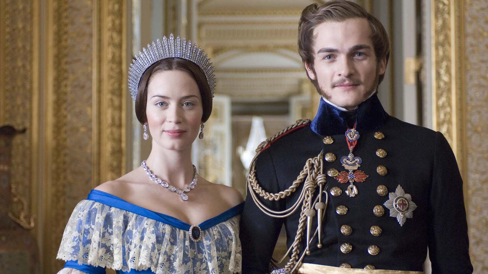 15 Period Dramas That Nailed Historical Accuracy - image 7