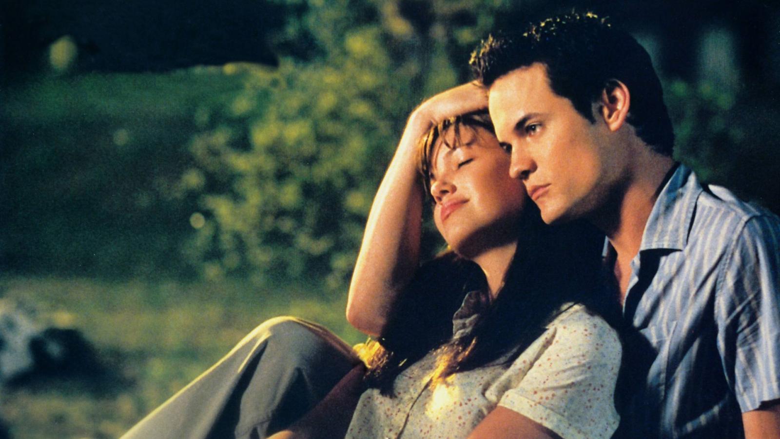 10 Romance Films with Heartbreaking Endings Prove Love Doesn't Always Win - image 3