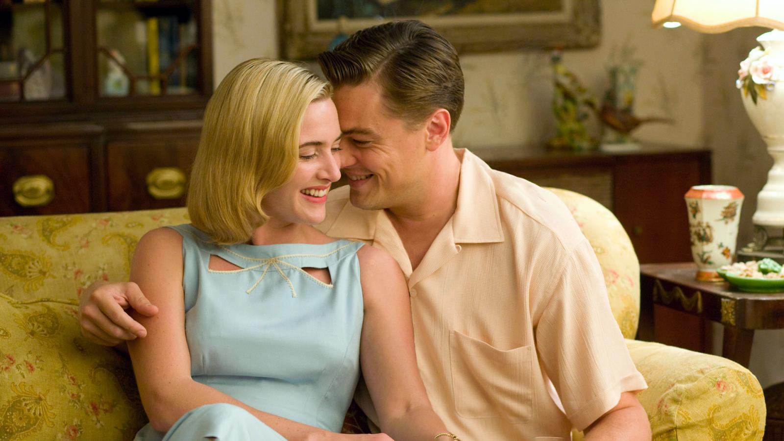 10 Romance Films with Heartbreaking Endings Prove Love Doesn't Always Win - image 10
