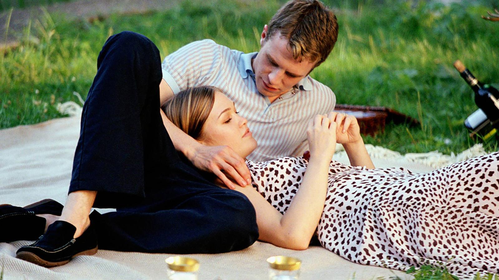 15 Romance Movies from the 2000s So Bad, They're Actually Good - image 8
