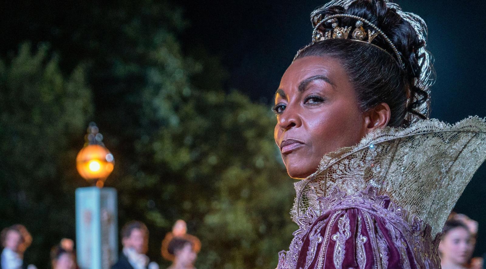 From Past Roles to Personal Lives: Getting to Know Queen Charlotte Cast - image 4