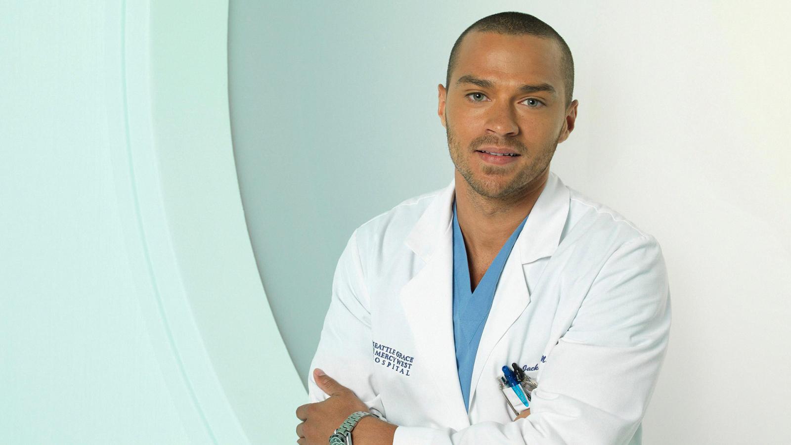 Move Over, McDreamy: Ranking the 8 Hottest Male Doctors on TV - image 6