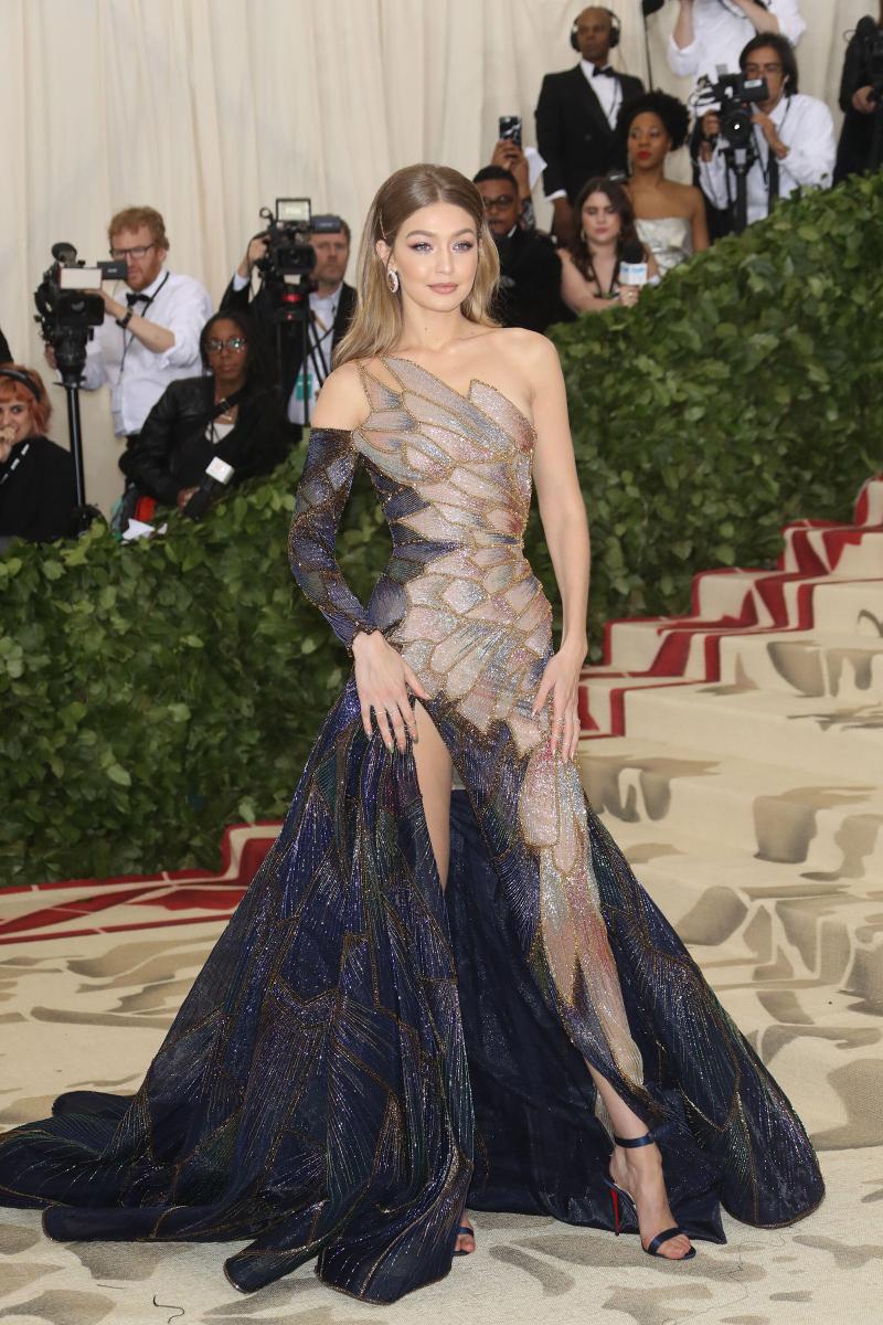 The 10 Iconic Met Gala Looks Reddit Can't Stop Obsessing About - image 1
