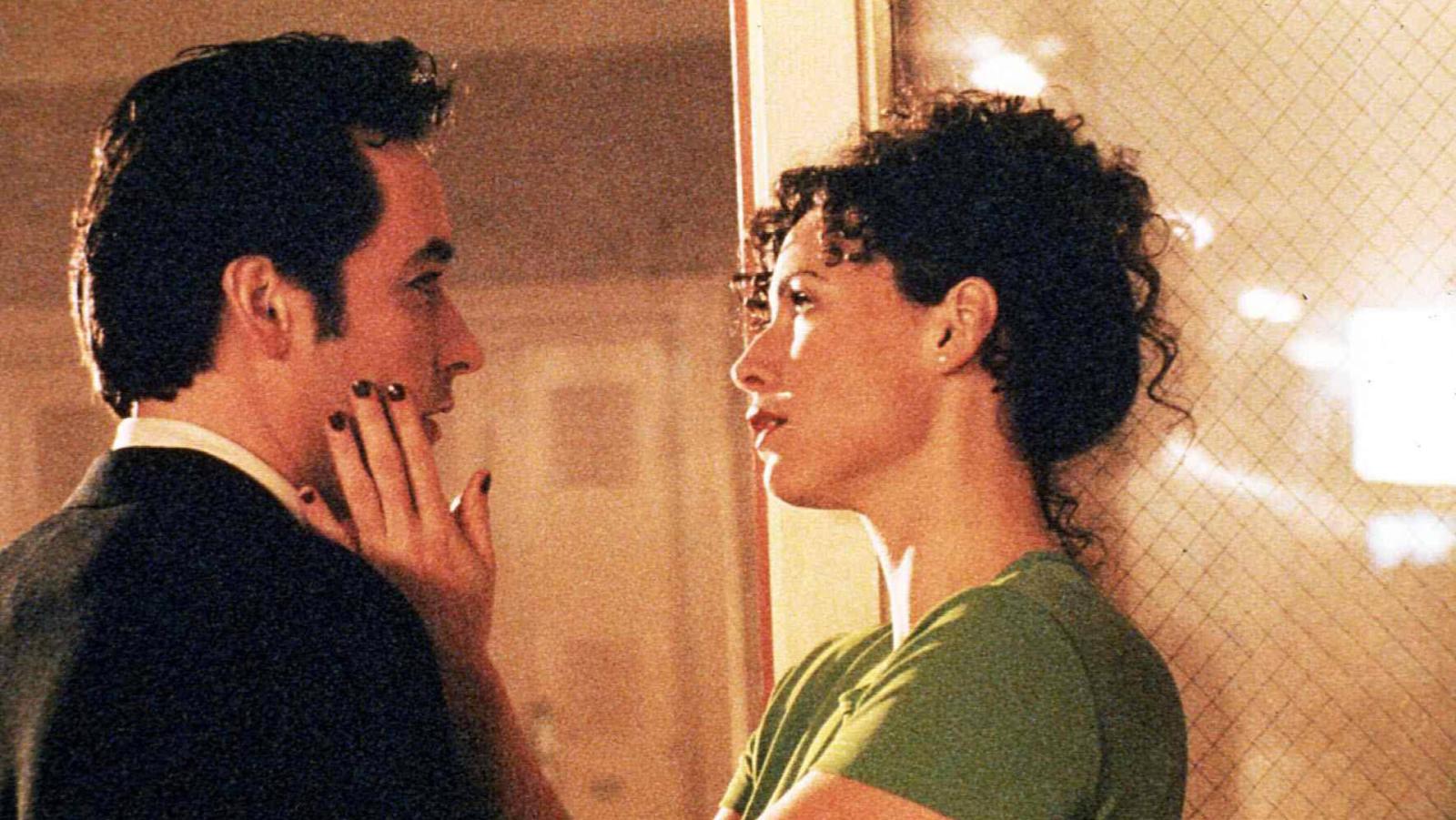 14 Underrated Romantic Comedies From the 90s Worth Revisiting - image 14