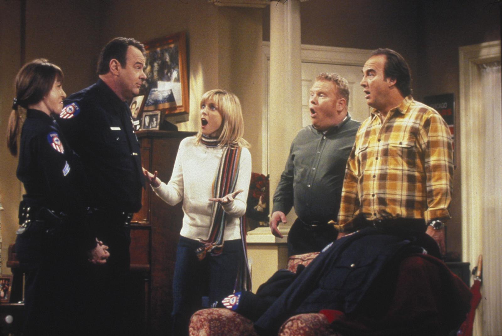 7 Least Funny Sitcoms According to Reddit: Don't Waste Your Time - image 5